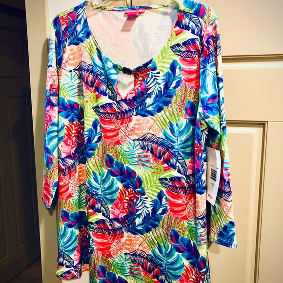 Sunny Leigh NWT POLY long sleeved top! Light. - Picture 3 of 6